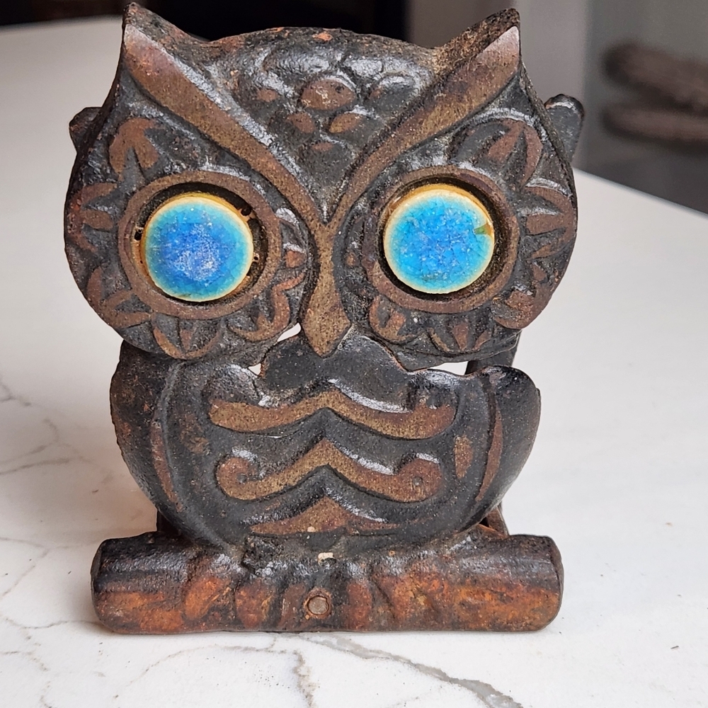 Vintage Cast Iron Metal Owl Napkin Letter Holder Mid Century Owl